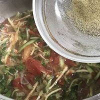 Th&aacute;i nhỏ 3 nguy&ecirc;n liệu n&agrave;y rồi đem nấu th&agrave;nh m&oacute;n canh: Vị chua ngọt thanh m&aacute;t, thơm ngon cực đưa cơm- Ảnh 8.