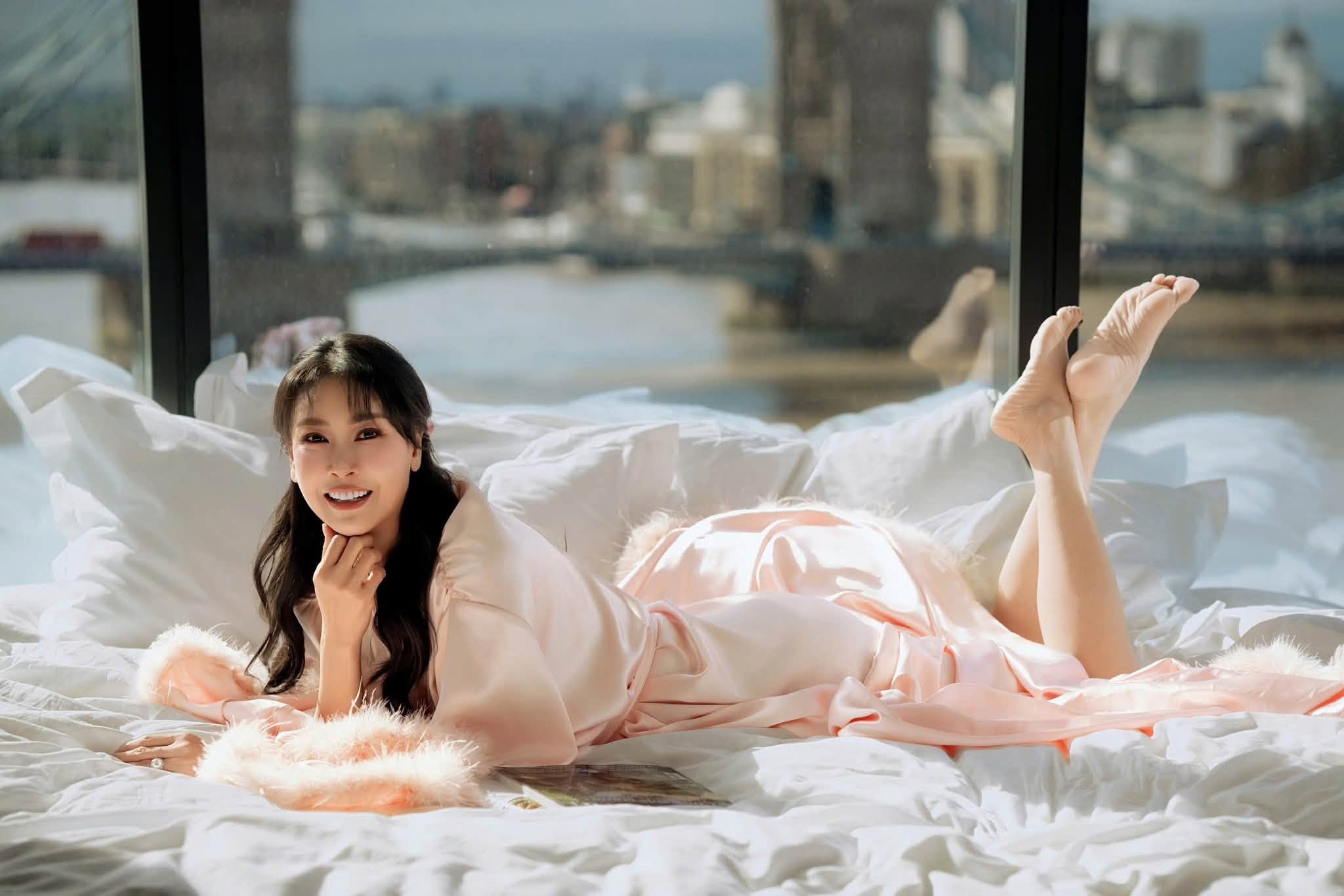 Hà Kiều Anh và con gái út khám phá London trong chuyến du lịch đáng nhớ - Ảnh 9.