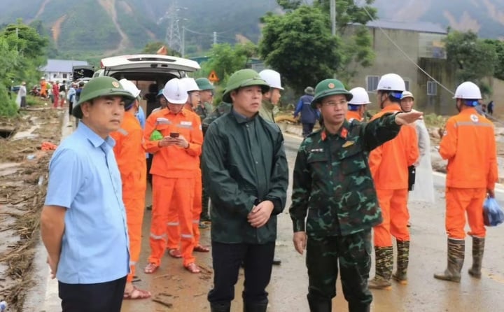 Tin sáng 19/7: 3 xã ở Lai Châu bị cô lập do mưa lũ, đường huyết mạch tê liệt; - Ảnh 1.