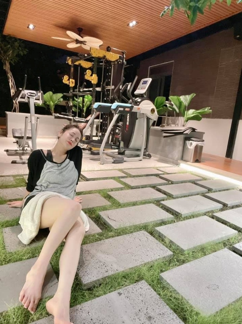 Nhật Kim Anh: Cuộc sống mẹ đơn th&acirc;n v&agrave; biệt thự 20 tỷ tại TP . HCM - Ảnh 10.