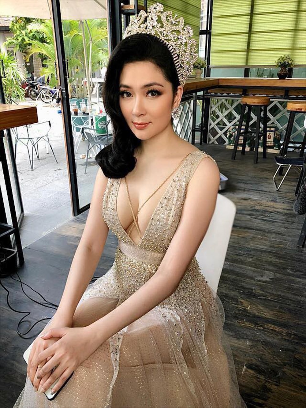 Nguyễn Thị Huyền: Hoa hậu b&iacute; ẩn Việt Nam 40 tuổi sống an y&ecirc;n ở H&agrave; Nội - Ảnh 3.
