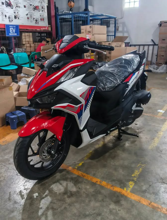 Vượt cả SH, xe ga 160cc của Honda giá 45 triệu đồng thiết kế sắc nét, trang bị đẳng cấp, rẻ hơn Air Blade - Ảnh 4.