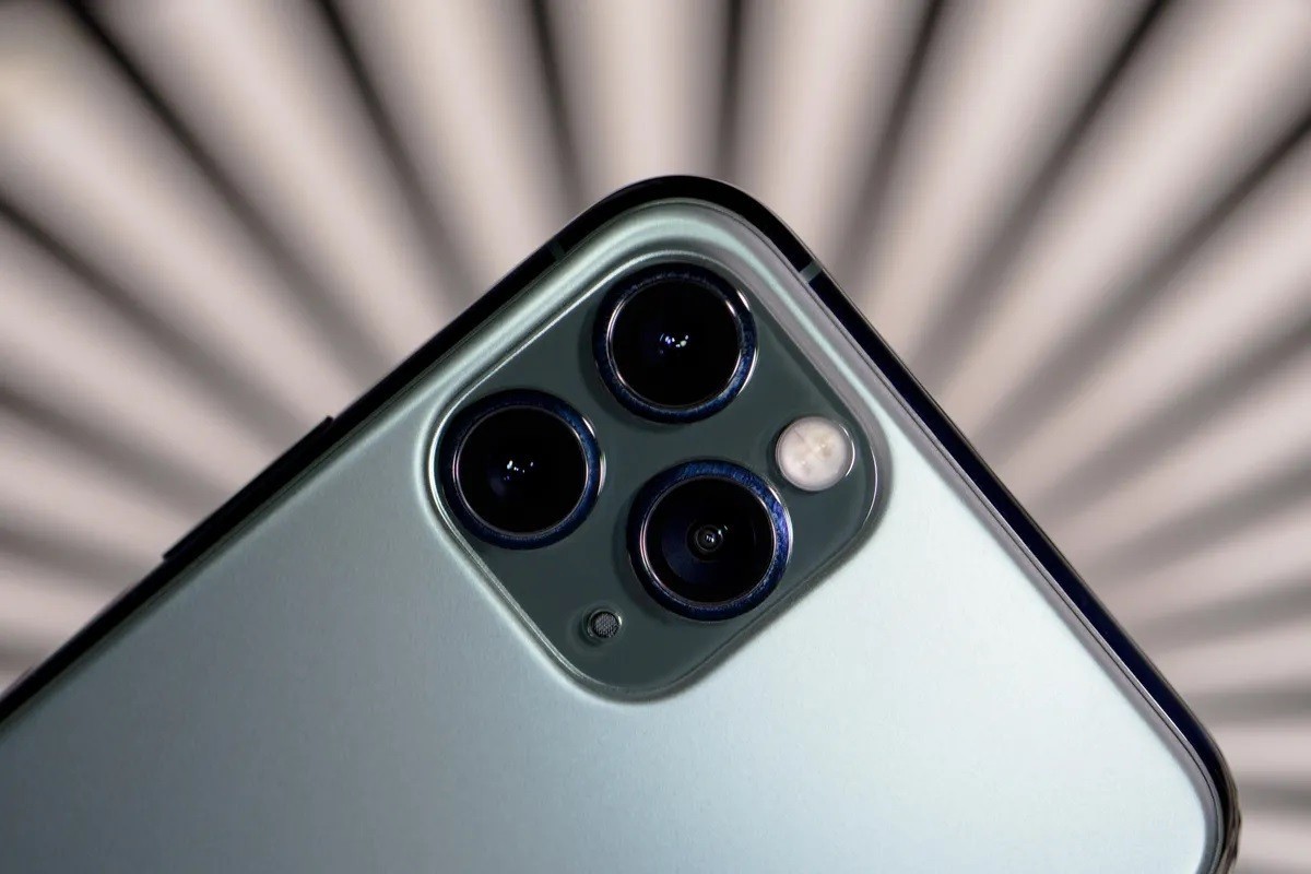 Giá iPhone 11 Pro Max 2026 thấp kỷ lục , smartphone ' 3 mắt ' đáng mua nhất Việt Nam - Ảnh 5.