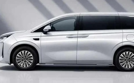 Rộng hơn Toyota Innova Cross, MPV 7 chỗ giảm sốc chỉ c&ograve;n 395 triệu đồng, rẻ hơn cả Kia Morning để cạnh tranh Mitsubishi Xpander - Ảnh 1.