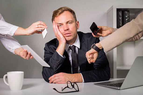 Về già mới hiểu: Điều khiến nhiều người sống mệt mỏi không phải vì nghèo, mà vì quen chịu thiệt cho người khác - Ảnh 2.
