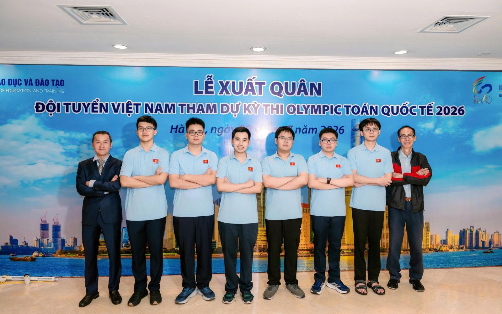 Nam sinh lớp 11 Nghệ An gi&agrave;nh Huy chương Bạc Olympic To&aacute;n quốc tế - Ảnh 4.