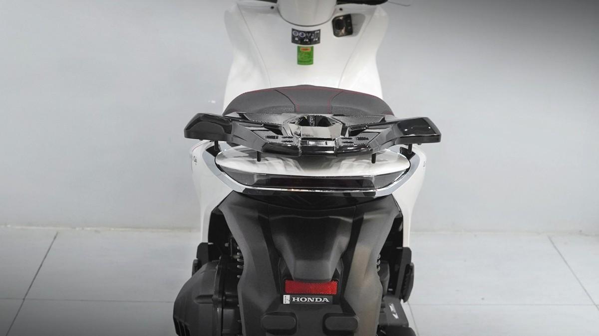 Honda SH 150i nhập khẩu giảm giá sốc: Cơ hội mua xe tay ga 2026 - Ảnh 4.