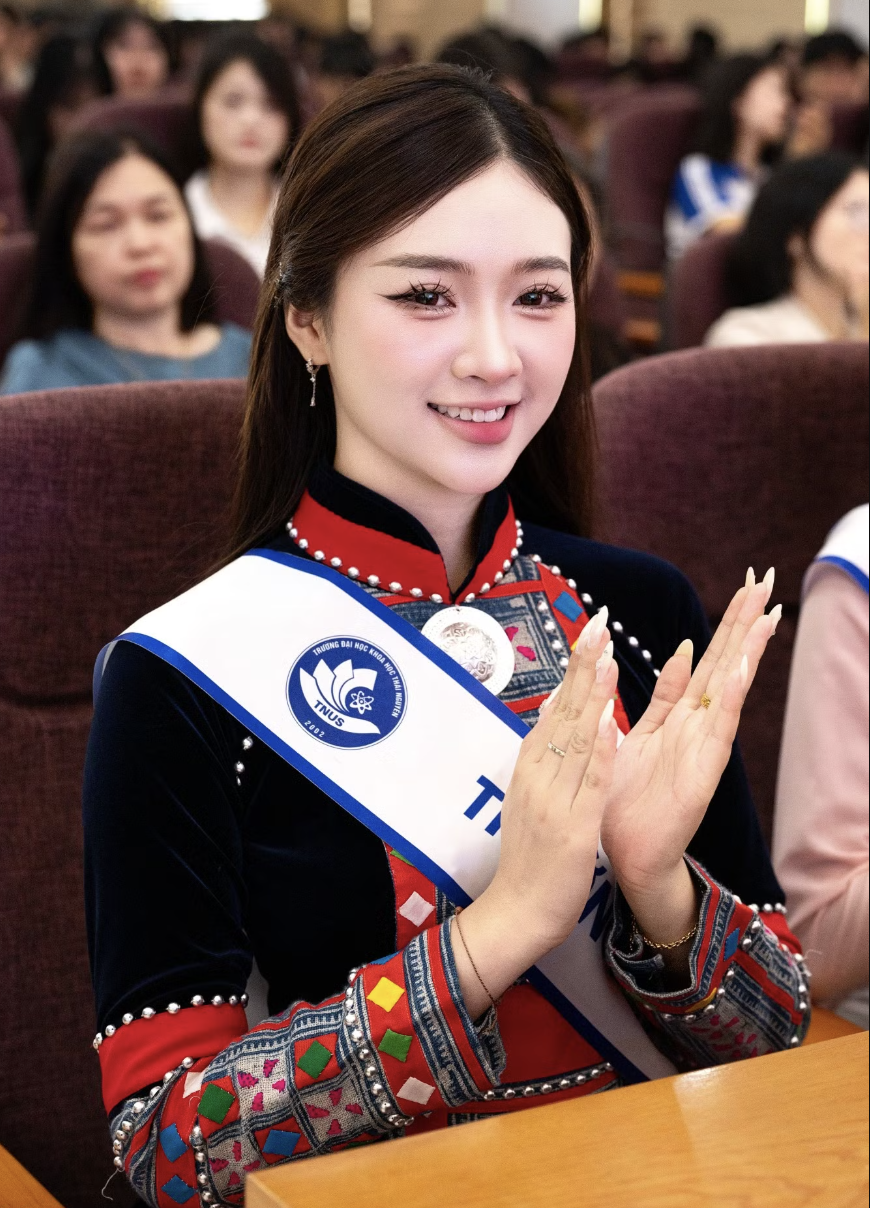 Nữ sinh Thái Nguyên Nguyễn Ngọc Mai nổi bật tại Hoa hậu Việt Nam 2026 - Ảnh 4.