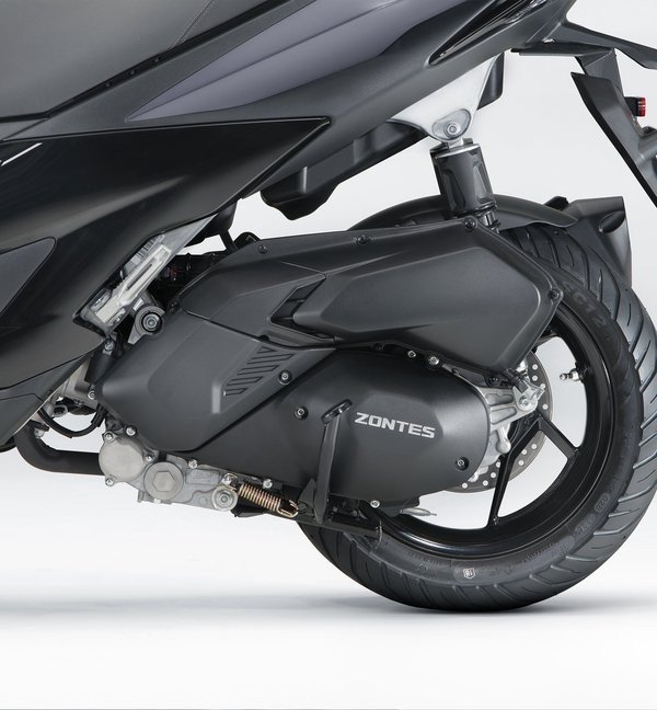 Sánh ngang SH, xe ga 169cc giá 45,8 triệu đồng sở hữu công nghệ vượt tầm, rẻ hơn Air Blade - Ảnh 5.
