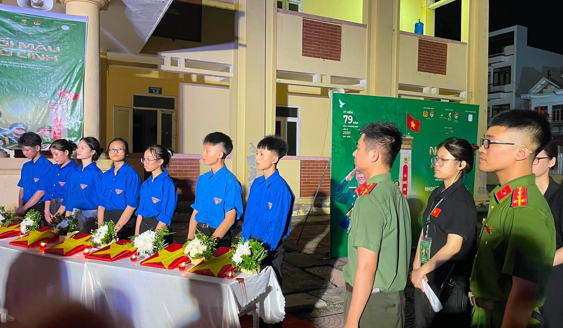 Hơn 60 bức ảnh liệt sĩ được nh&oacute;m sinh vi&ecirc;n phục dựng: Thắp s&aacute;ng đạo l&yacute; 'Uống nước nhớ nguồn'- Ảnh 1.