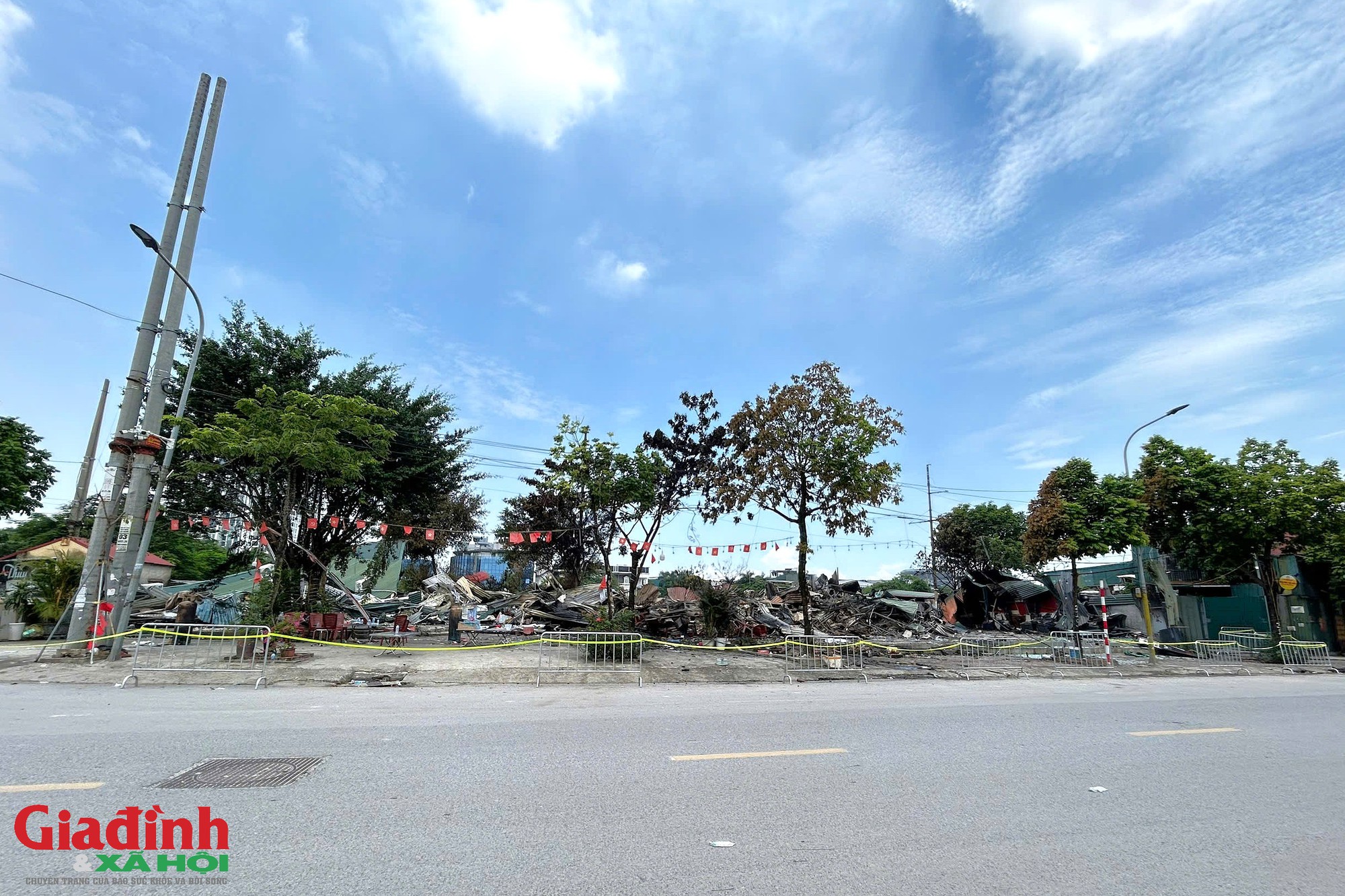 H&agrave; Nội 2026: Hiểm họa ch&aacute;y nổ từ kho xưởng tr&aacute;i ph&eacute;p ở Thanh Liệt - Ảnh 2.