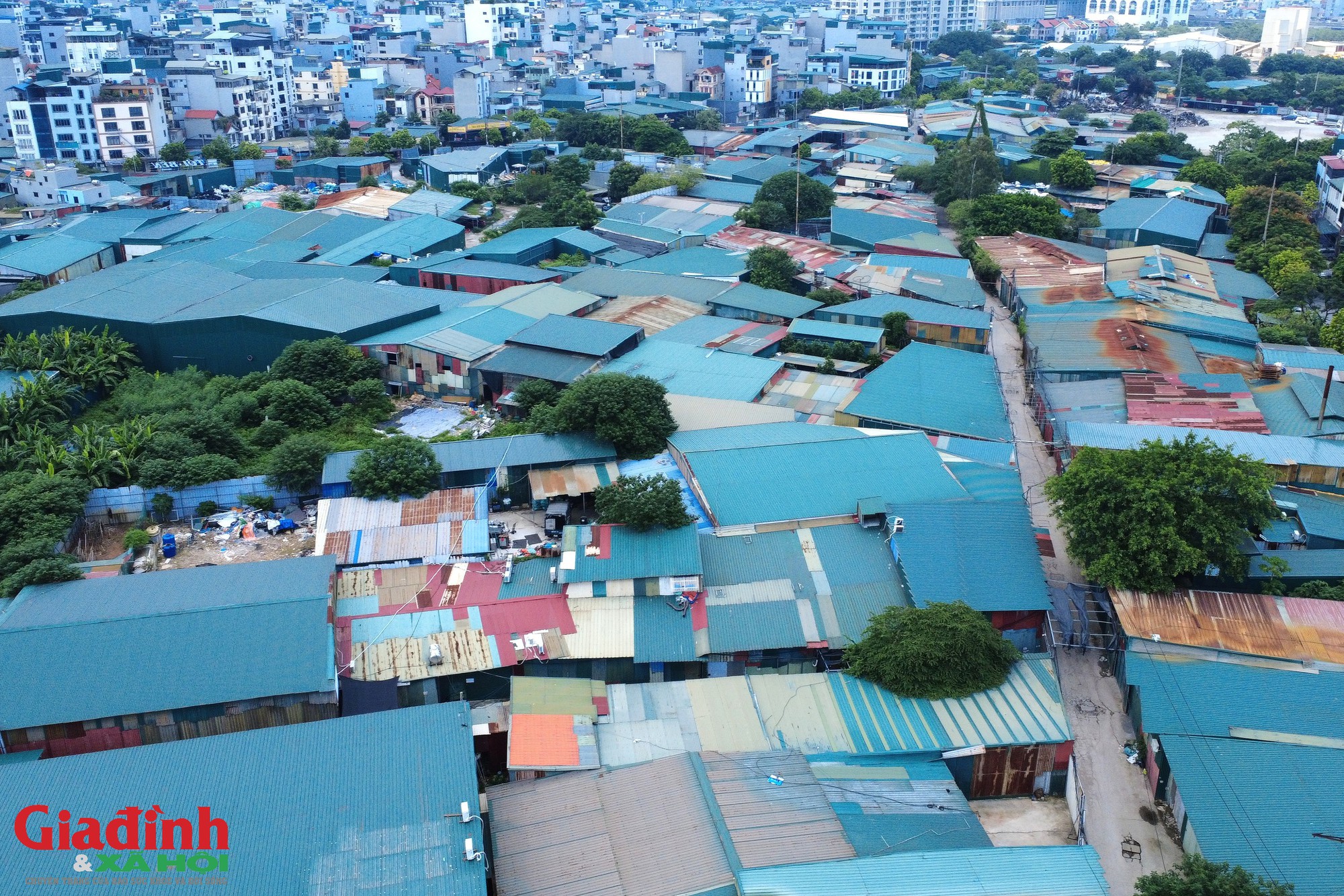 H&agrave; Nội 2026: Hiểm họa ch&aacute;y nổ từ kho xưởng tr&aacute;i ph&eacute;p ở Thanh Liệt - Ảnh 12.