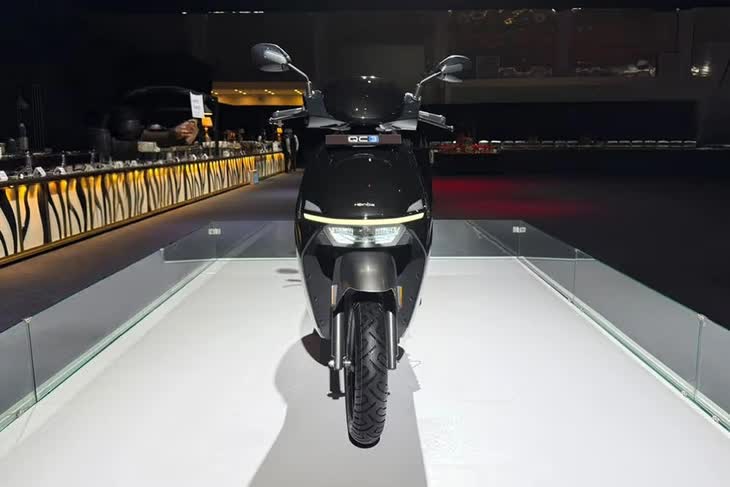 Xuất hiện xe máy điện Honda đi 145km/sạc, cốp rộng hơn SH, giá chỉ 27 triệu đồng? - Ảnh 2.