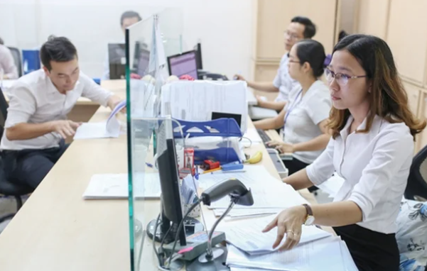 Tất tần tật c&aacute;c th&ocirc;ng tin về vị tr&iacute; việc l&agrave;m vi&ecirc;n chức: Ai l&agrave; vi&ecirc;n chức cần cập nhật quy định mới nhất - Ảnh 2.