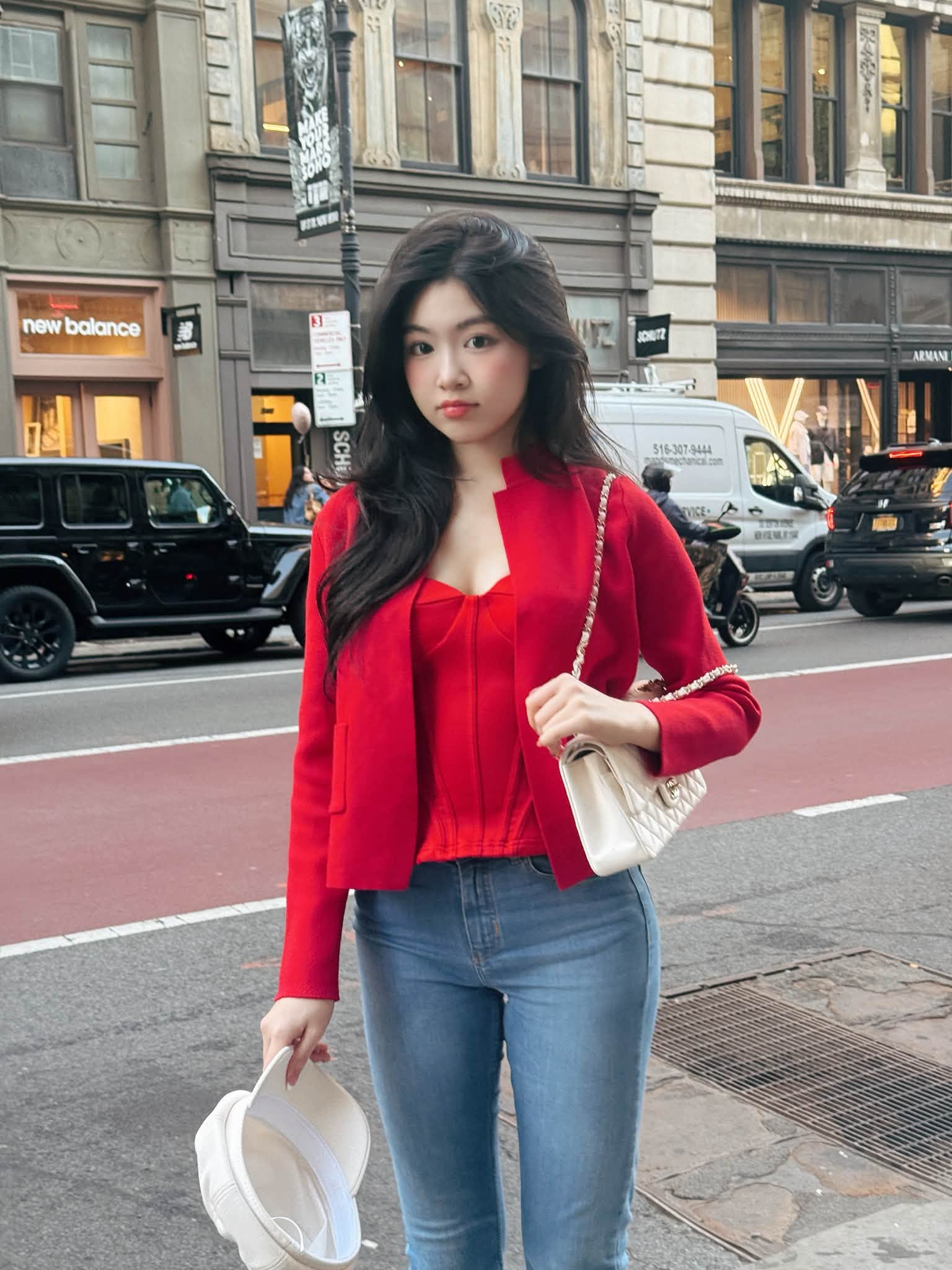 Con g&aacute;i Quyền Linh tỏa s&aacute;ng với phong c&aacute;ch thời trang tại New York - Ảnh 6.
