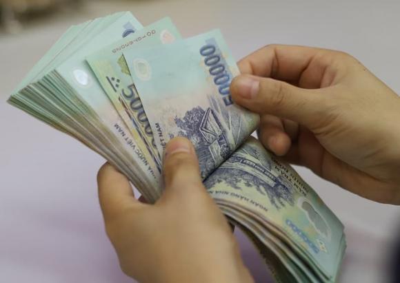 Đây là những gia đình được nhận quà tặng 12.000.000 đồng dịp Quốc khánh 2/9 - Ảnh 1.