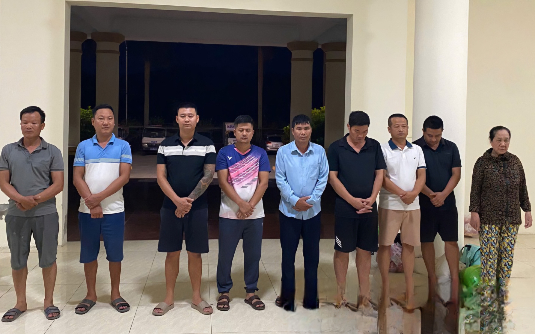 Lào Cai: Triệt phá đường dây 'phát lậu' bóng đá và cá độ trên không gian mạng quy mô hơn 800 tỷ đồng - Ảnh 3.