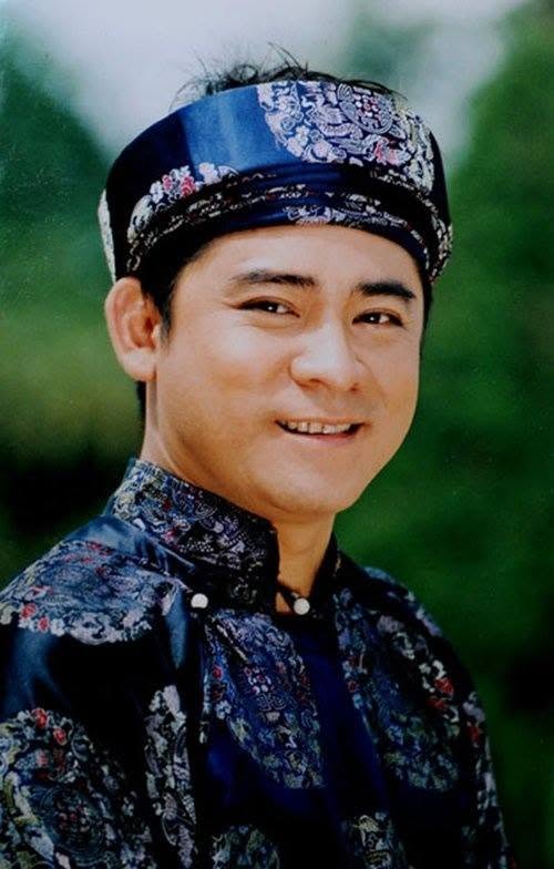 Huỳnh Anh Tuấn - t&agrave;i tử điện ảnh thập ni&ecirc;n 90 từng đ&oacute;ng vai vua Bảo Đại giờ ra sao? - Ảnh 2.
