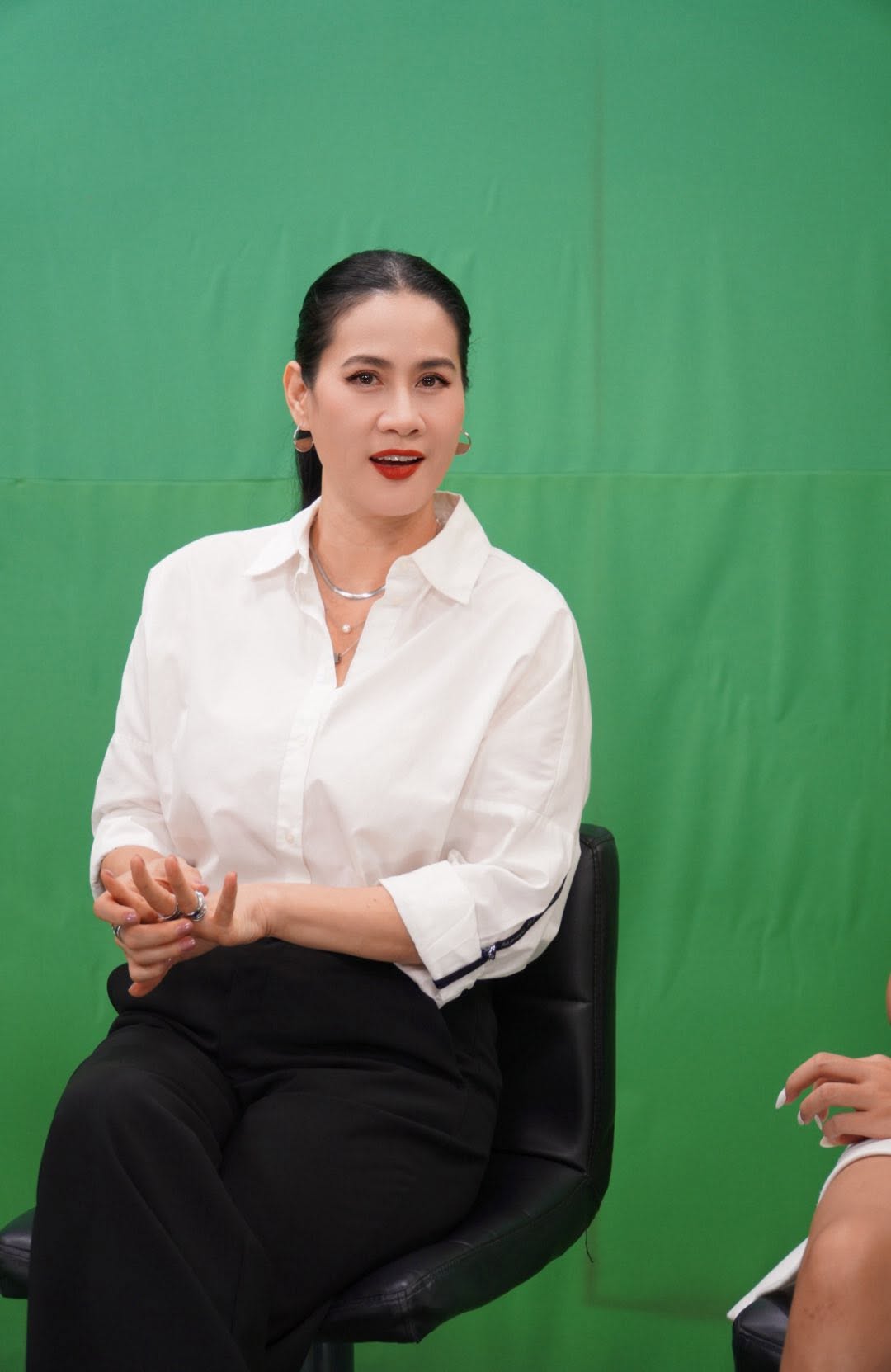 Th&acirc;n th&uacute;y H&agrave; v&agrave; Tăng Thanh H&agrave;: T&igrave;nh bạn bền chặt trong ho&agrave;ng hậu cuối c&ugrave;ng - Ảnh 12.
