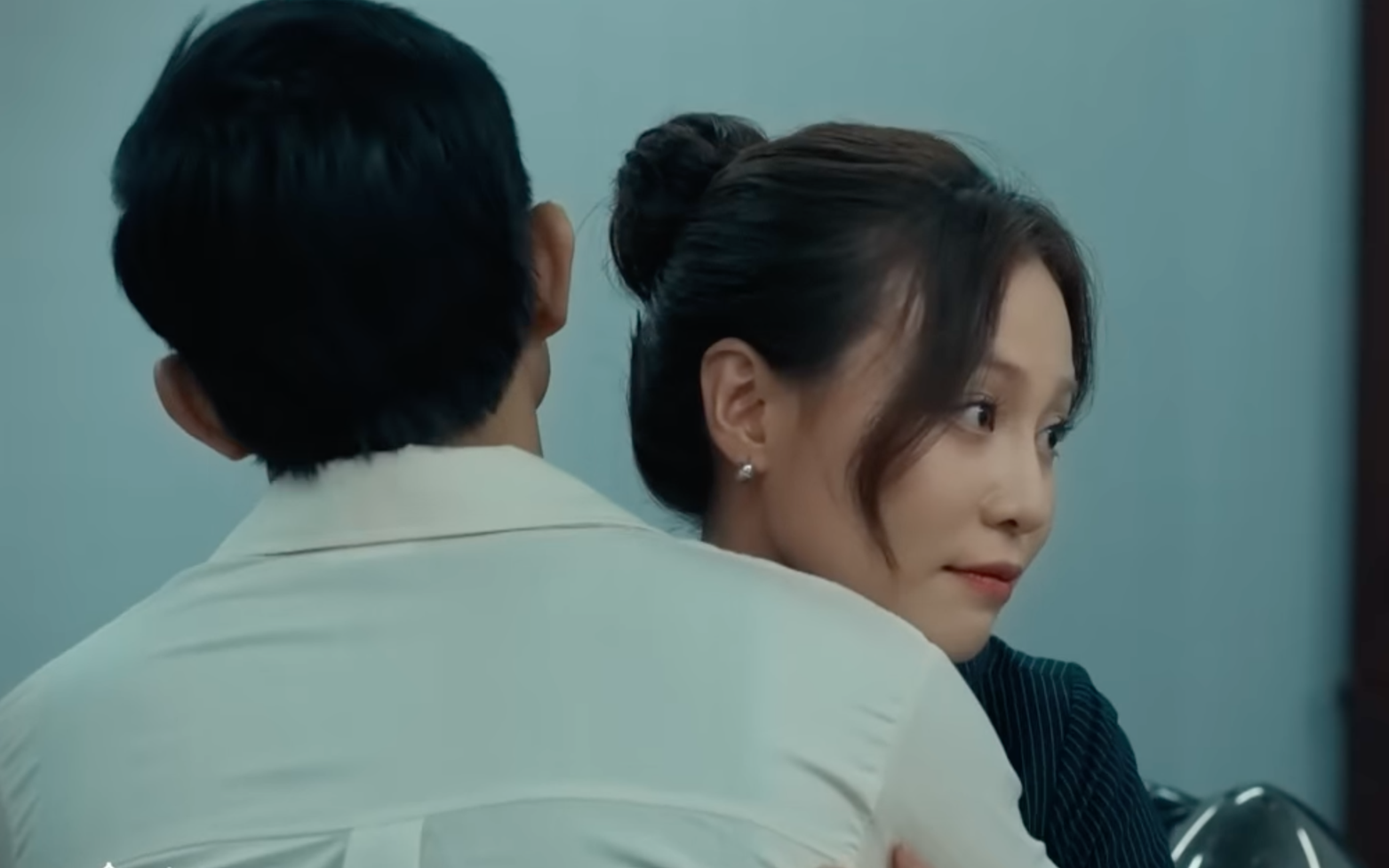 Mai ( Việt Hoa ) muốn kế nghiệp tr&ugrave;m ma t&uacute;y L&atilde;o C&ocirc;ng NSƯT Hồ Phong trong Lửa trắng - Ảnh 8.