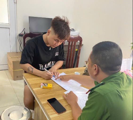 Hà Nội: Công an xã Đại Thanh liên tiếp triệt phá các vụ án ma túy, bắt giữ nhiều đối tượng - Ảnh 2.