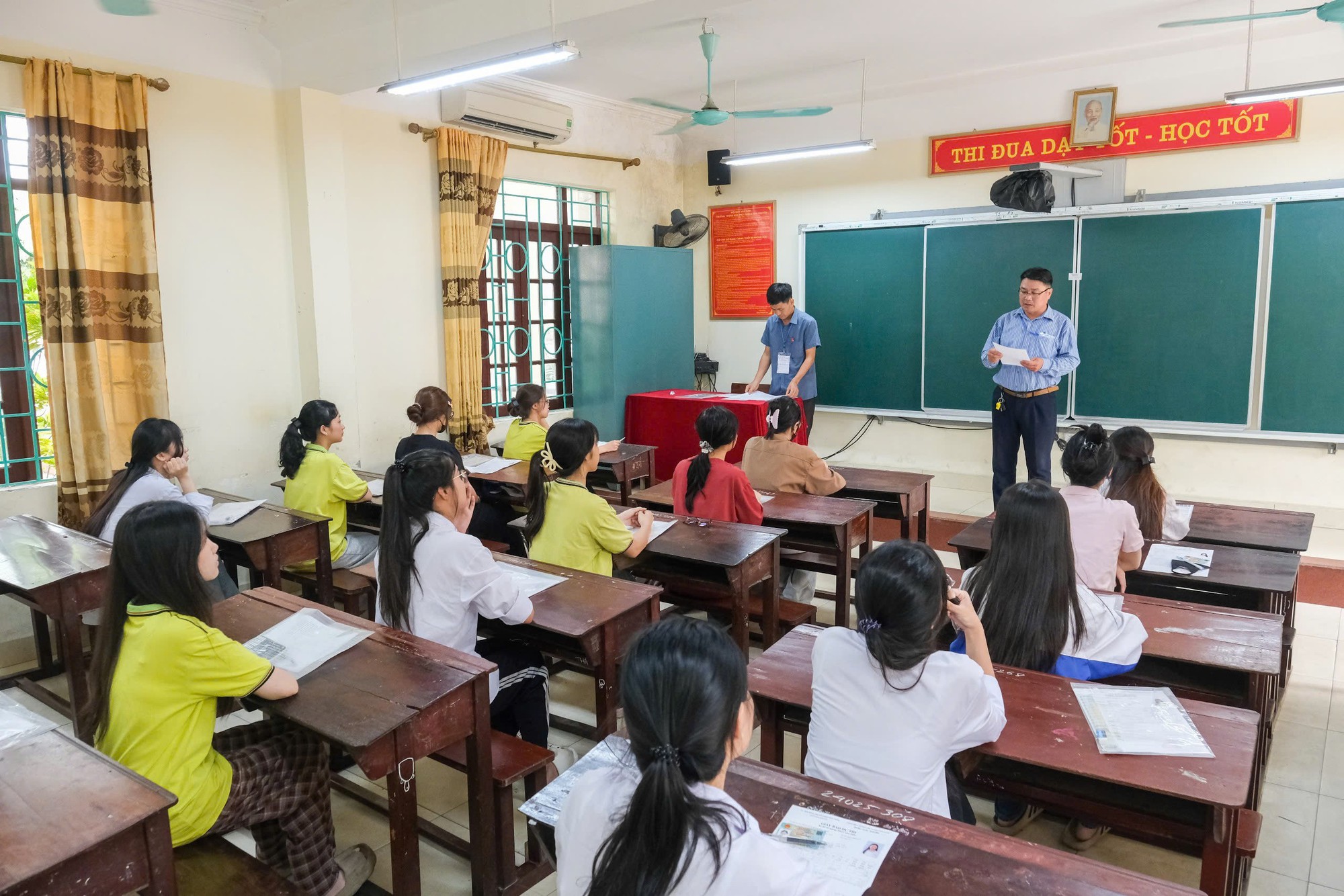 30% th&iacute; sinh xuất sắc c&oacute; cơ hội nhận học bổng Ch&iacute;nh phủ trước khi nhập học- Ảnh 1.