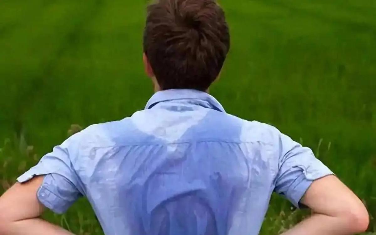 V&igrave; sao nhiều người lớn tuổi ngủ đủ giấc nhưng vẫn buồn ngủ v&agrave; mệt mỏi? - Ảnh 3.