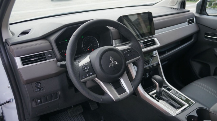 V&igrave; sao gi&aacute; lăn b&aacute;nh Mitsubishi Xpander giảm kh&ocirc;ng 'phanh', MPV 7 chỗ rẻ ngang Honda City? - Ảnh 5.