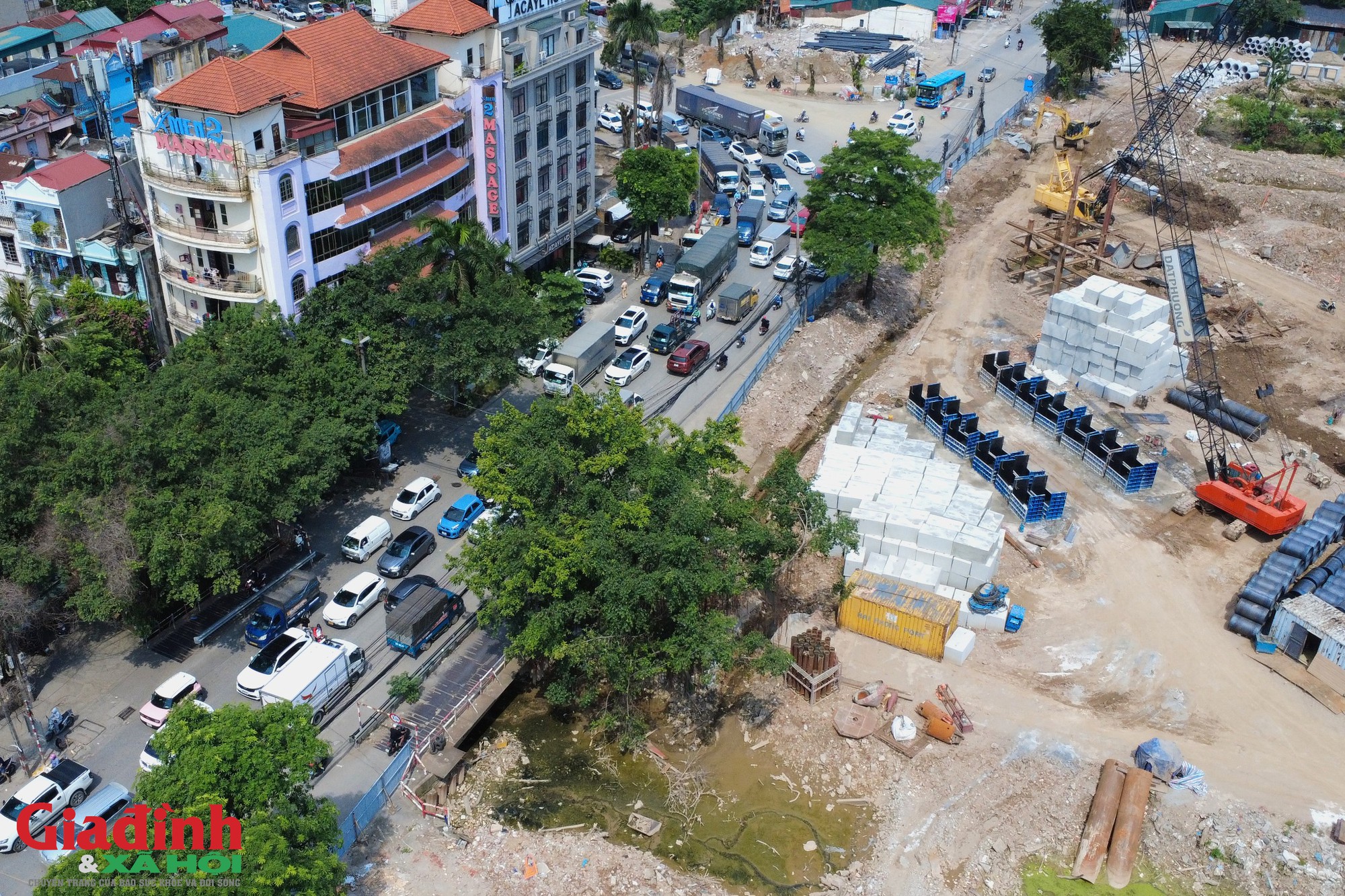 H&agrave; Nội: Sau gần 10 năm 'đắp chiếu', n&uacute;t giao Phạm Tu - Đường 70 tăng tốc chạy đua về đ&iacute;ch - Ảnh 10.