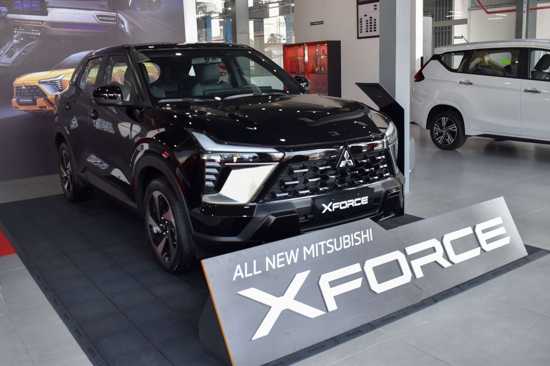Vì sao giá lăn bánh Mitsubishi Xforce giảm sốc, rẻ ngang SUV hạng A? - Ảnh 2.