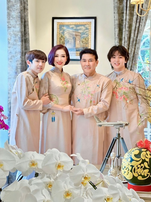 Cuộc sống vi&ecirc;n m&atilde;n của &Aacute; hậu Thu Hương trong biệt thự sang trọng 600 m2 - Ảnh 2.