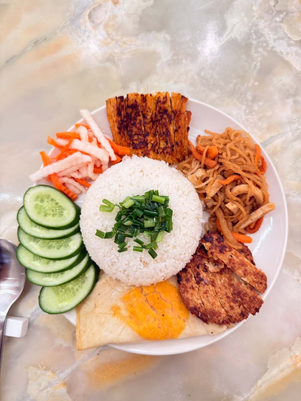 Hồ Quỳnh Hương chia sẻ m&oacute;n chay y&ecirc;u th&iacute;ch gi&uacute;p nu&ocirc;i dưỡng t&acirc;m hồn v&agrave; nhan sắc - Ảnh 2.