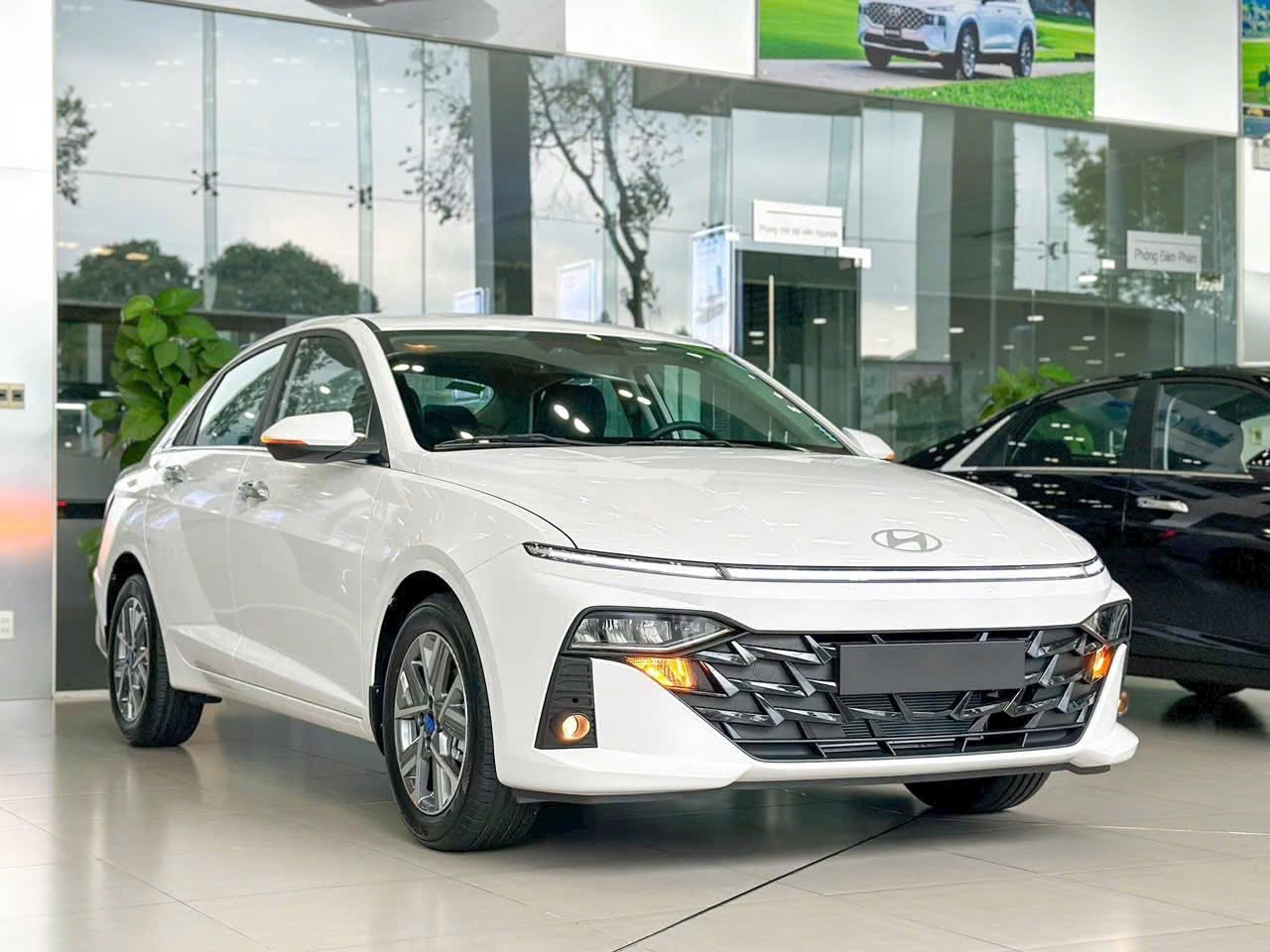 L&yacute; do gi&aacute; lăn b&aacute;nh Hyundai Accent giảm cực mạnh, sedan hạng B rẻ hơn hẳn Kia Morning, Hyundai Grand i10 - Ảnh 2.