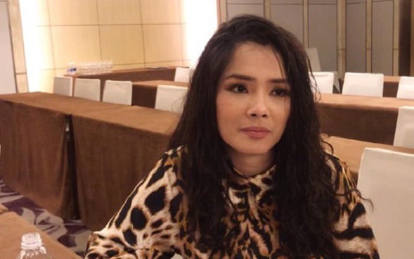 Hơn một triệu người xem đ&aacute;m cưới Phương Mỹ Chi - Ảnh 4.