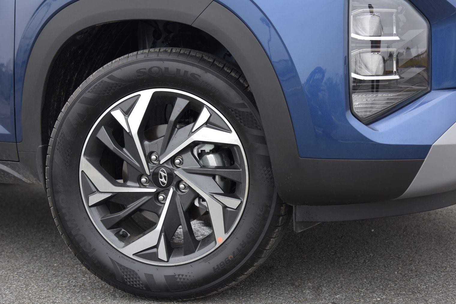 Giá lăn bánh Hyundai Creta giảm mạnh , rẻ hơn Toyota Vios 2026 - Ảnh 3.