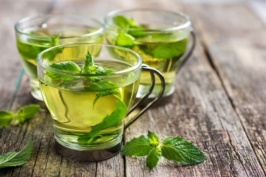 4 loại tr&agrave; hỗ trợ c&acirc;n bằng nội tiết tố một c&aacute;ch tự nhi&ecirc;n - Ảnh 1.