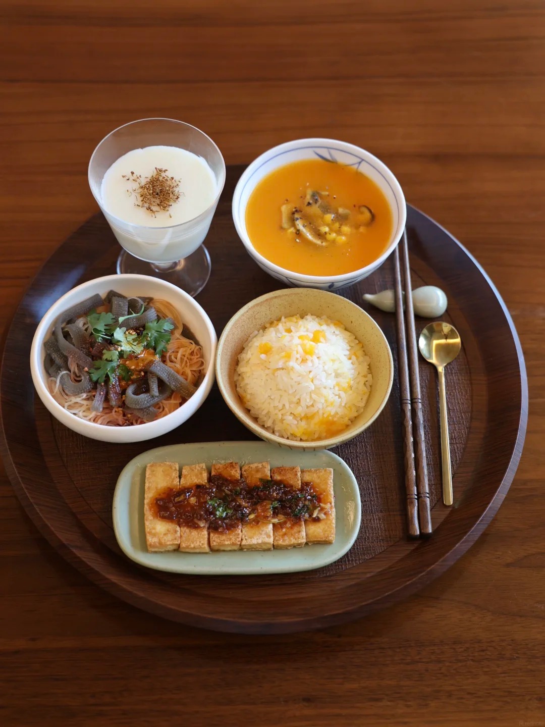 10 thực đơn cơm chay vừa ngon mắt vừa đủ chất: Lưu ngay để cả tuần kh&ocirc;ng phải nghĩ h&ocirc;m nay ăn g&igrave;- Ảnh 3.