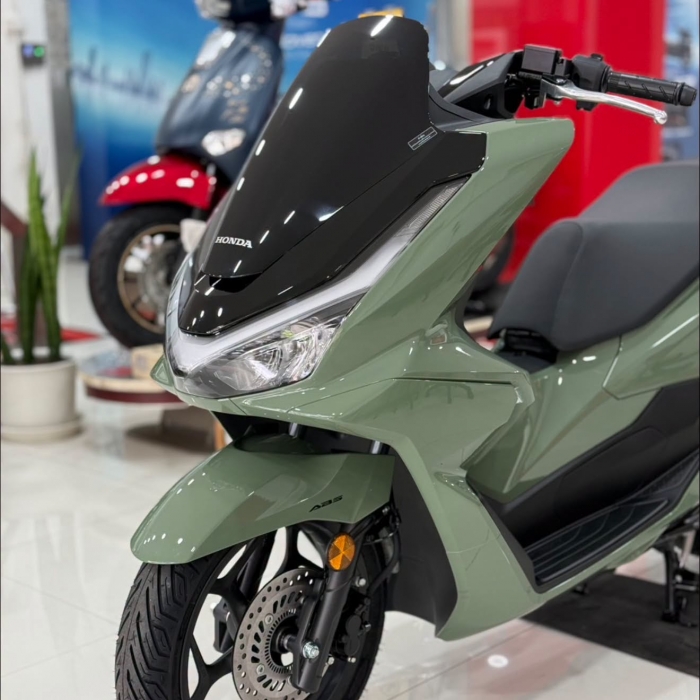 Đẹp hơn SH Mode, xe ga 160cc của Honda gi&aacute; 76 triệu đồng trang bị s&aacute;nh ngang SH - Ảnh 3.