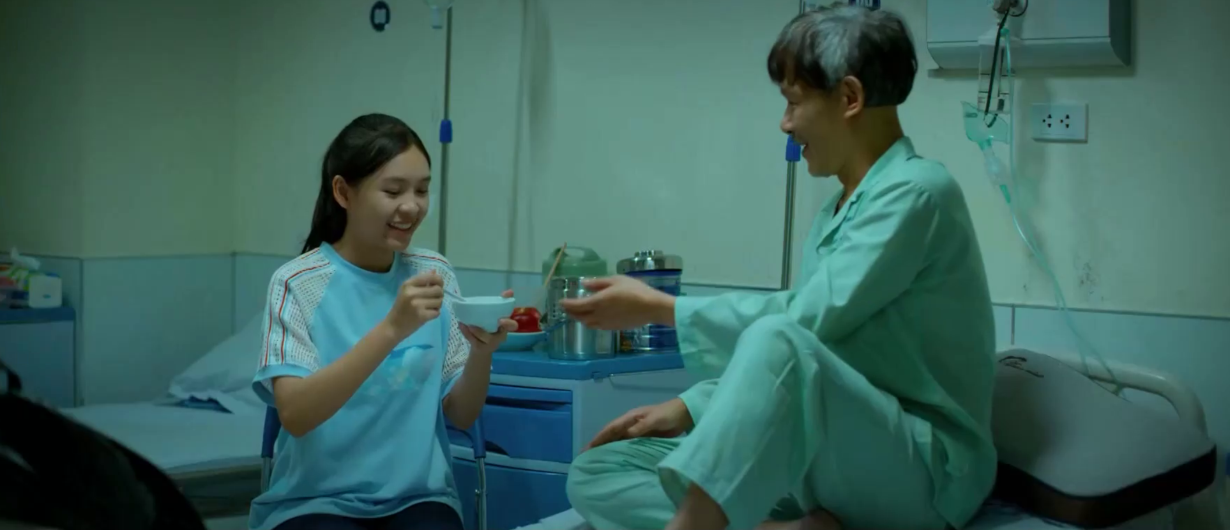 M&ugrave;a h&egrave; năm ấy - Tập 5: Su&yacute;t c&oacute; nụ h&ocirc;n đầu, Kh&aacute;nh lại trao cơ hội cho đối thủ- Ảnh 8.