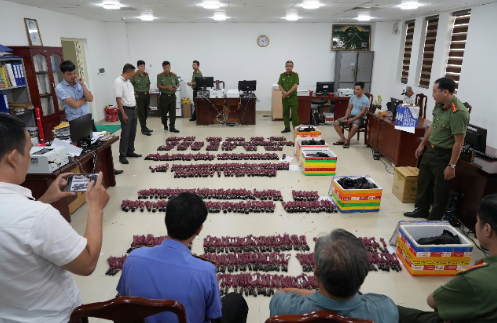 &Aacute;p thấp nhiệt đới đổi hướng, di chuyển chậm tr&ecirc;n Bắc Biển Đ&ocirc;ng; Phụ huynh học sinh phải đ&oacute;ng những khoản tiền n&agrave;y trong năm học mới - Ảnh 6.