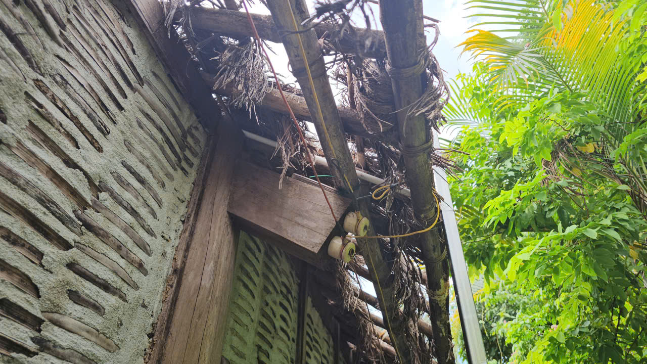 Cận cảnh xuống cấp bên trong Khu lưu niệm danh nhân Phan Bội Châu ở Huế - Ảnh 6.