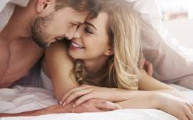 Đàn ông nghĩ gì khi bạn đời hờ hững trong phòng the? - Ảnh 2.