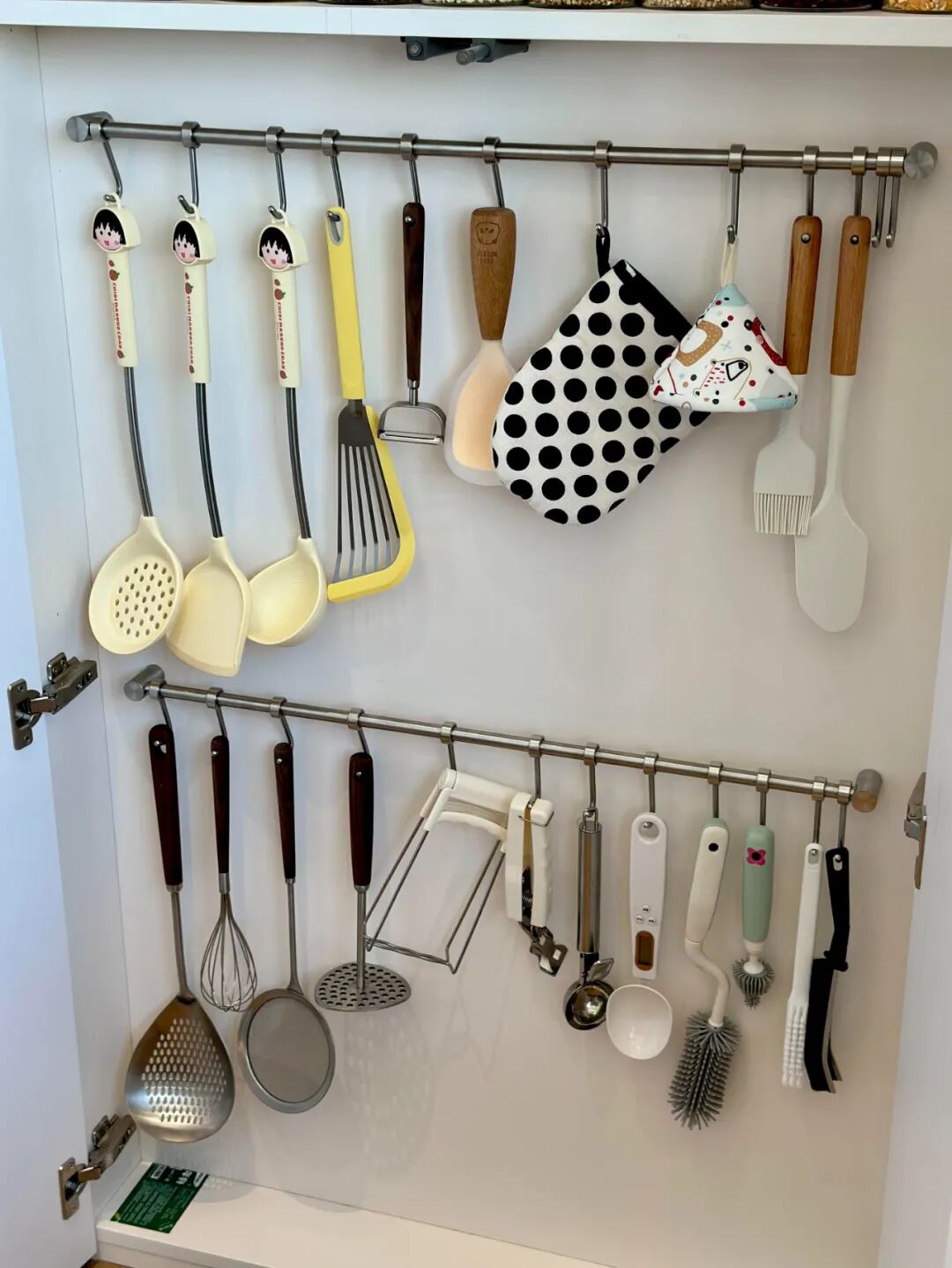Thiết kế tủ kiểu mới của giới trẻ: Chỉ v&agrave;i cm cũng biến th&agrave;nh kh&ocirc;ng gian lưu trữ cực kỳ hiệu quả - Ảnh 2.