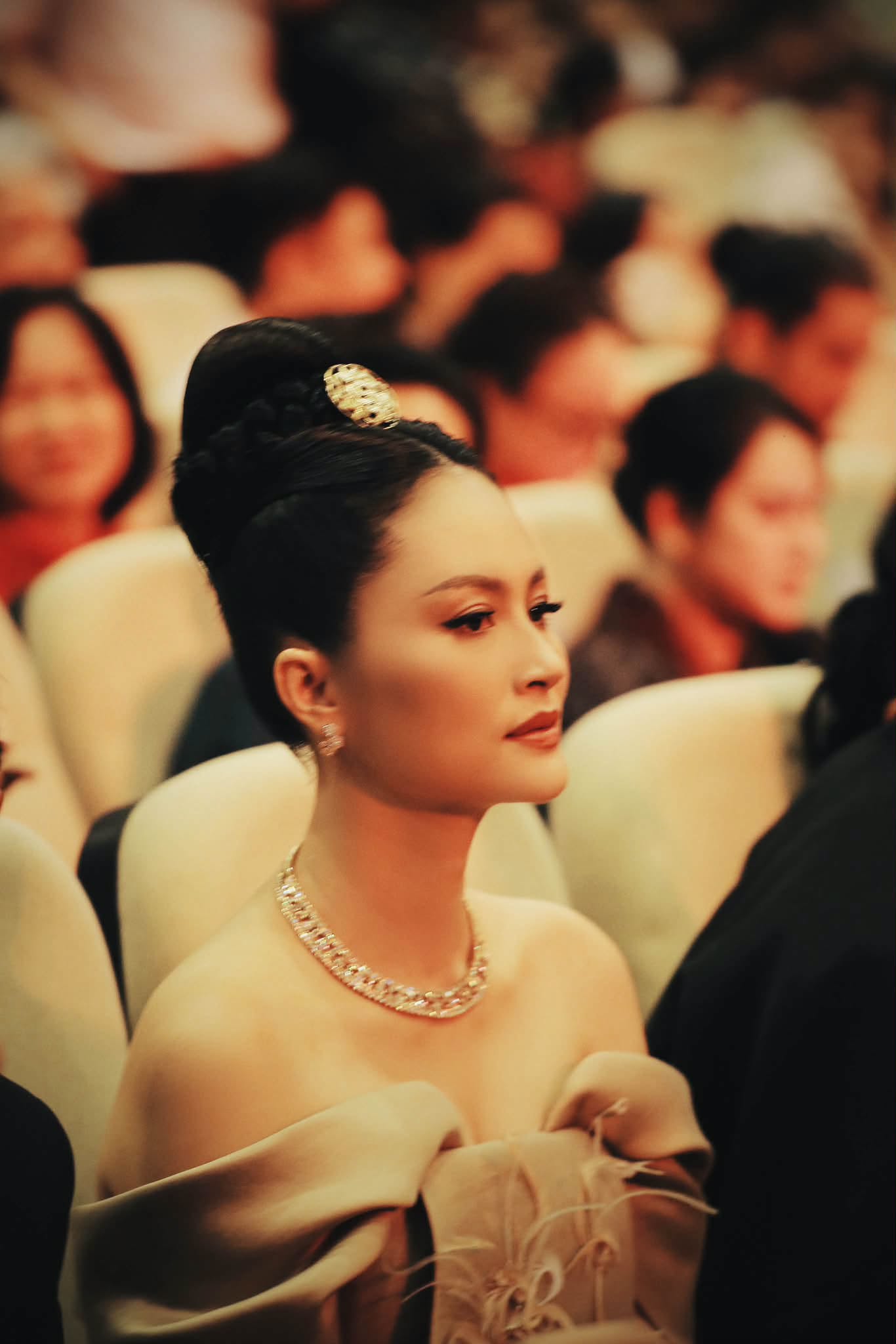 Tuổi 43 của Đỗ Thị Hải Yến - nữ diễn viên đóng Thái hậu Dương Vân Nga - Ảnh 11.