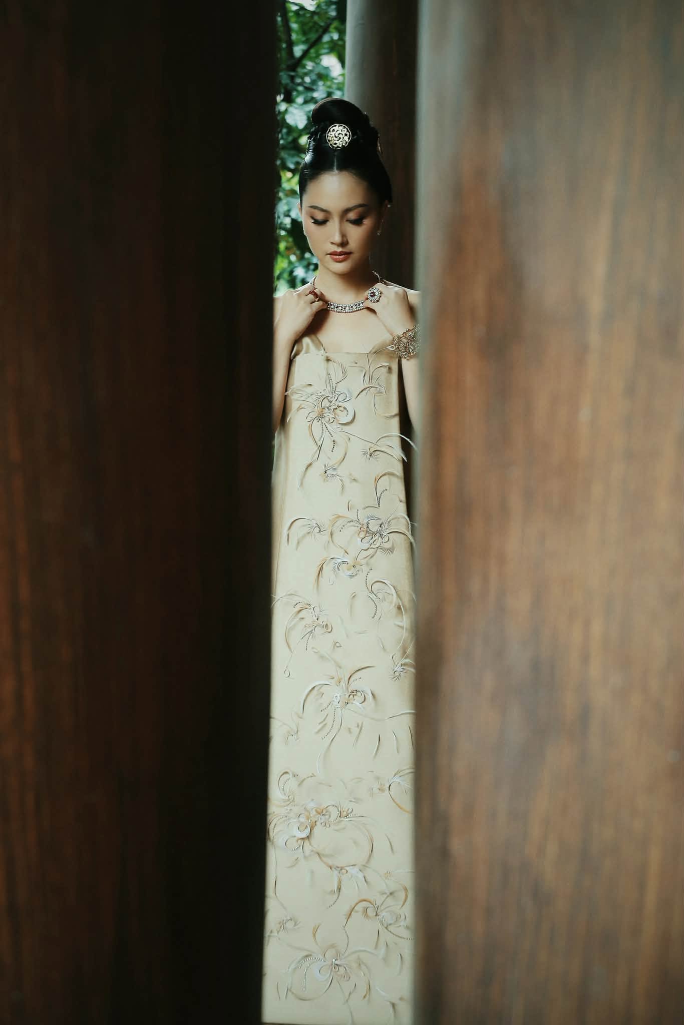 Tuổi 43 của Đỗ Thị Hải Yến - nữ diễn viên đóng Thái hậu Dương Vân Nga - Ảnh 14.