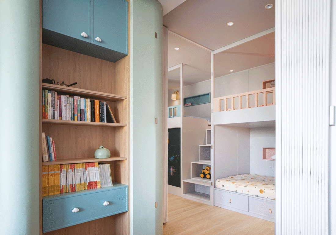 Nh&agrave; 55m&sup2; vẫn đủ 4 ph&ograve;ng ngủ, 2 vệ sinh cho 6 người: C&aacute;ch bố tr&iacute; khiến ai cũng muốn học theo - Ảnh 1.