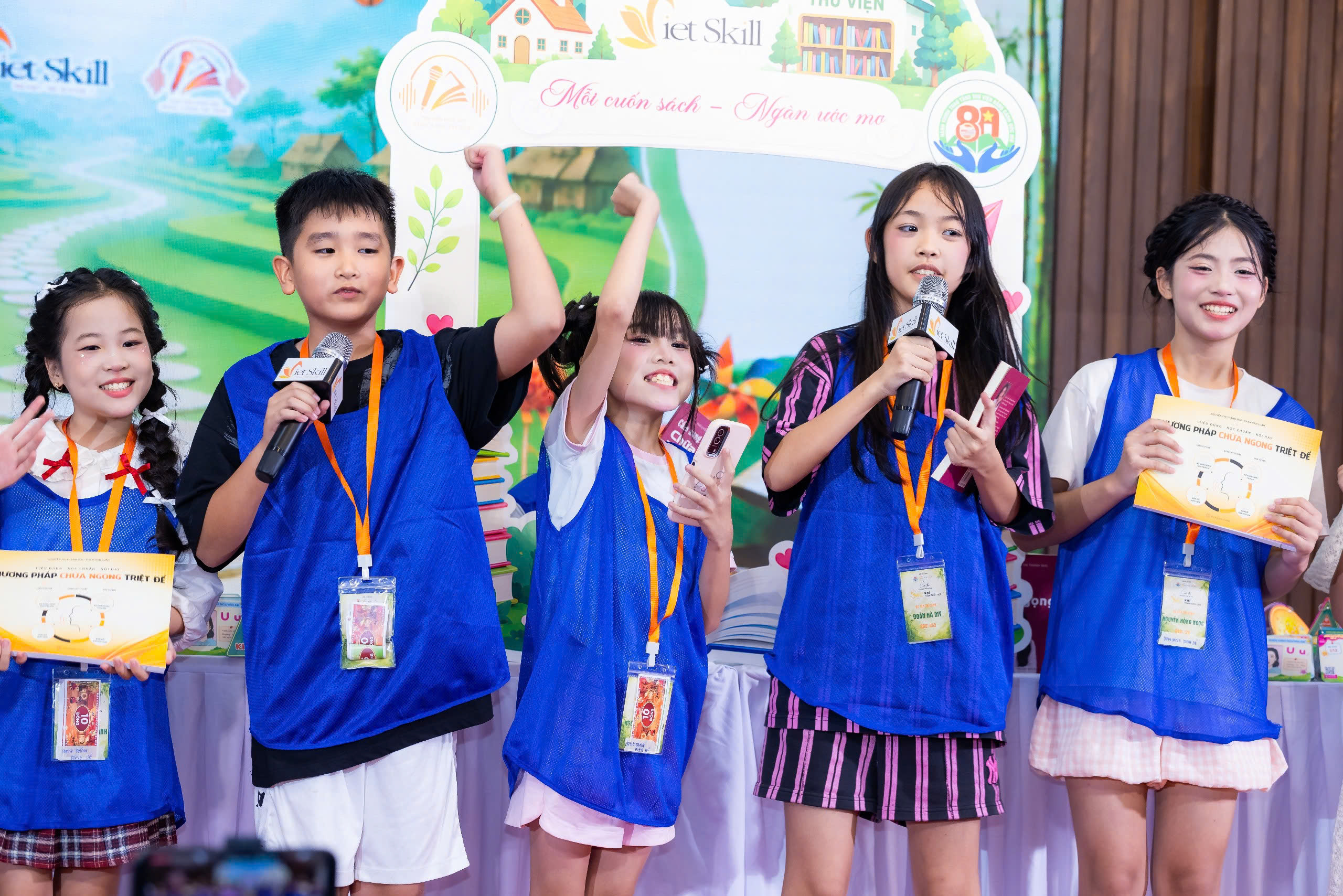 B&aacute;n kết MC nh&iacute; to&agrave;n quốc 2026: Thanh &acirc;m đồng dao v&agrave; tr&ograve; chơi d&acirc;n gian - Ảnh 9.