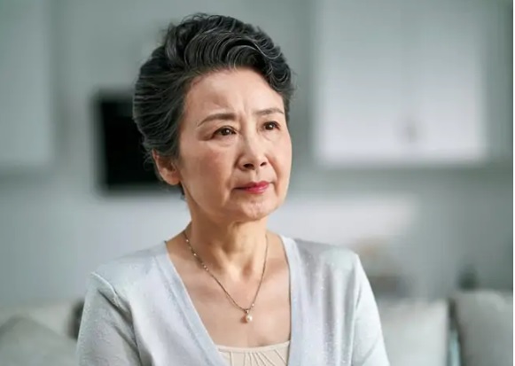 Chỉ sau khi nghỉ hưu t&ocirc;i mới hiểu: Cha mẹ thương con kh&ocirc;ng n&ecirc;n l&agrave;m 3 việc n&agrave;y - Ảnh 1.