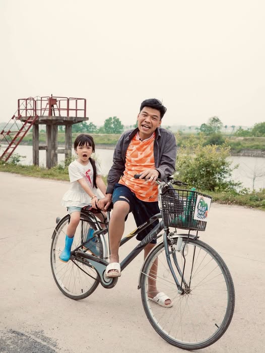 Phạm Quỳnh Anh 42 tuổi vẫn gây ấn tượng mạnh mẽ qua phong cách mới - Ảnh 8.