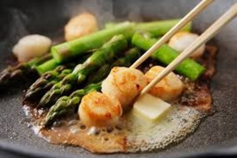 Măng tây xào sò điệp - món ăn thanh nhẹ giúp thải độc gan tự nhiên - Ảnh 3.